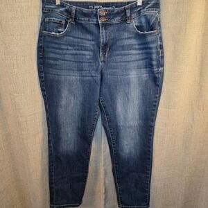 Maurices M Jeans‎ Womens 18W Mid Rise Tapered Ankle Dark Wash Blue Denim 753505